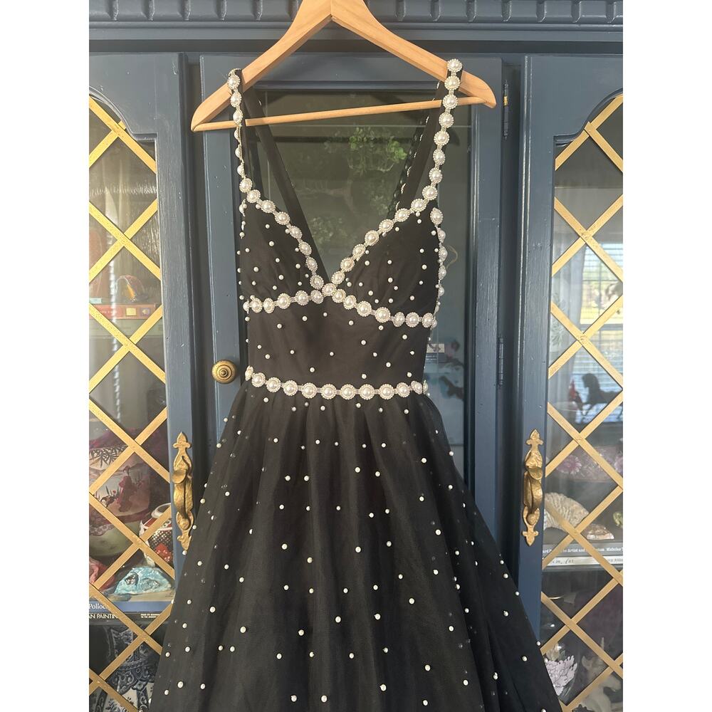 Mac Duggal Black Midi Dress with Pearl Embellishments - Picture 5 of 10